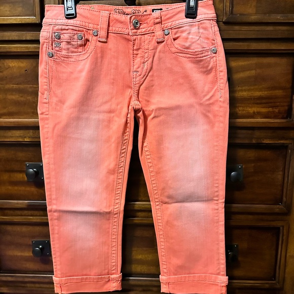 Miss Me capris - Picture 4 of 4